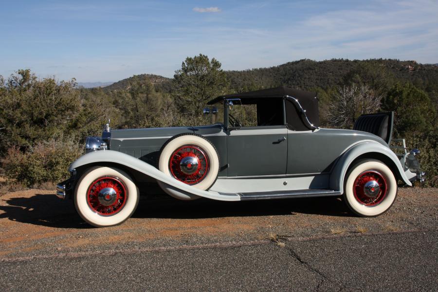  Packard Model 840 Deluxe Eight Convertible Coupe 1931 года  (фото 2 из 33)
